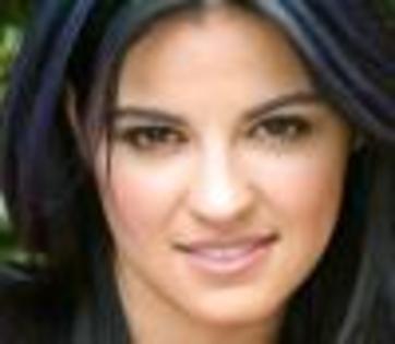 16959_maite_perroni_1220115929_tn