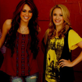 Miley si Emily