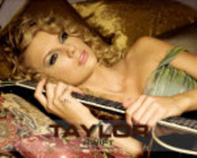 taylor_swift07 - album pentru danyellaandjoe