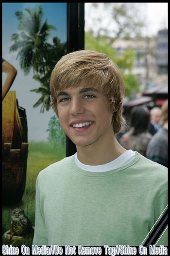 Cody-cody-linley-909624_533_800 - jake ryan -cody linley