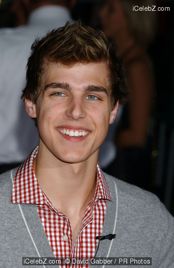 photo6 - jake ryan -cody linley