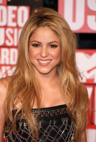 shakira-330x486[1] - Shakira