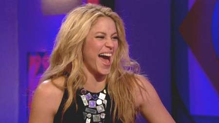 shakira-launches-talent-hunt-for-2010-16984[1] - Shakira