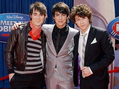 Jonas :X