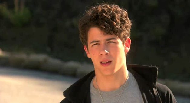 JONAS-LA-Ep-3-Date-Expectations-nick-jonas-13625004-628-340 - Question