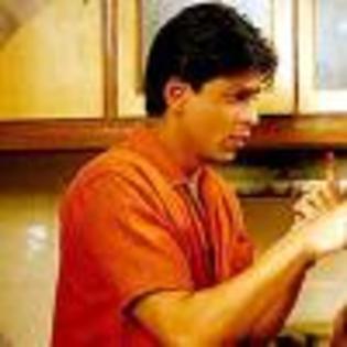 EzwPdt154412-01 - Shahrukh Khan