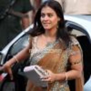 1T1lNn777247-01 - Kajol