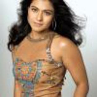 kMiuN2328286-01 - Kajol