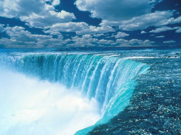 Another Blue Sky in Niagara Falls - cascada niagara