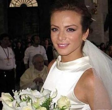 577056_SMDQSBJGRQYQBOW - 0silvia navarro mireasa