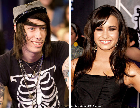 00025838 - Demi Lovato and Trace Cyrus