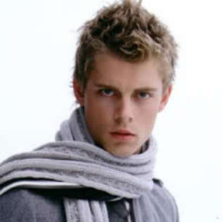 200x200 - Luke Mitchell