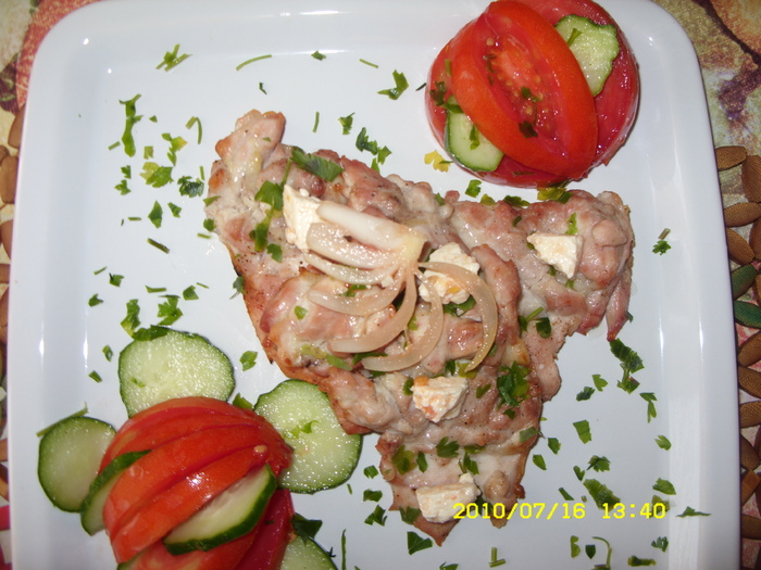 pulpe la gratar cu legume de sezon - CATE CEVA DIN BUCATARIA MEA