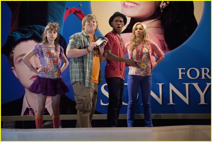 demi-lovato-sterling-knight-date-17 - Demi Lovato and Sterling Knight