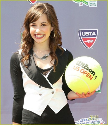 demi-lovato-arthur-ashe-kids-day-04 - Demi Lovato at  Arthur Ashe Kids Day