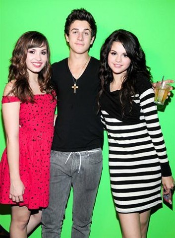 037 - Demi Lovato at  Selena Gomez Sweet Sixteen