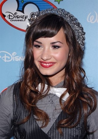 dcprty%20(11) - Demi Lovato at dc games party