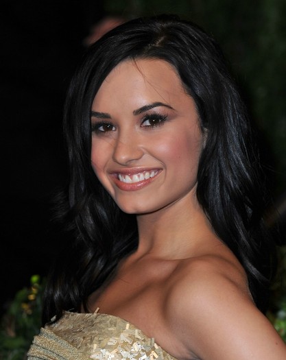 joe-jonas-demi-lovato-vf-17 - Demi Lovato at oscars