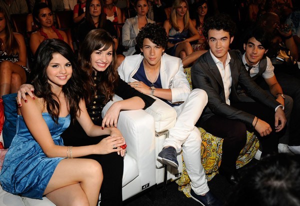 4 - Demi Lovato at Teen Choice Awards