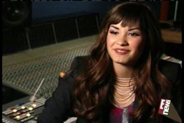 E%20(2) - Demi Lovato Guest Appearances