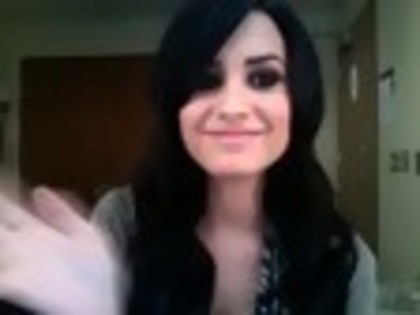 114x84_2 - demi lovato live on ustream