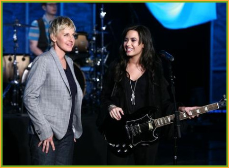 34zyu7l - demi lovato on ellen 2010