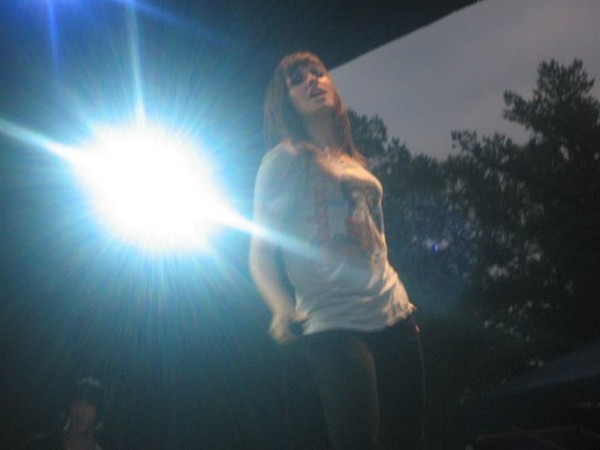 grtad%20(26) - Demi Lovato Six Flags Great Adventure NJ