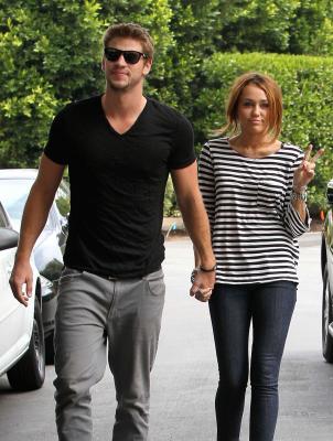 normal_002 - Appearances And Events Candids  2010 Out in Toluca Lake June 8 2010