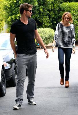 normal_007 - Appearances And Events Candids  2010 Out in Toluca Lake June 8 2010