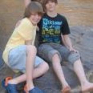 Justin_Bieber_1260102584_4 - justin bieber