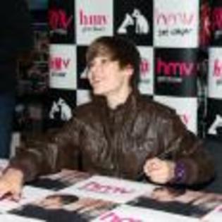Justin_Bieber_1267396409_2 - justin bieber
