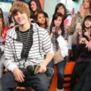 Justin_Bieber_1267396457_3