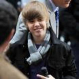Justin_Bieber_1267440132_4 - justin bieber
