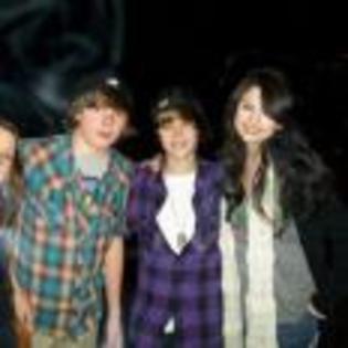 Justin_Bieber_1267440184_4 - justin bieber