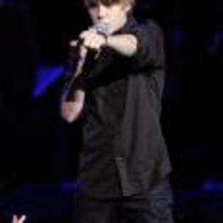 Justin_Bieber_1267444892_1 - justin bieber