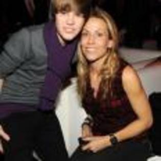 Justin_Bieber_1267464107_0 - justin bieber