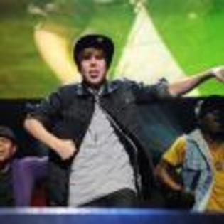 Justin_Bieber_1267514664_2 - justin bieber