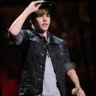 Justin_Bieber_1267514779_4 - justin bieber