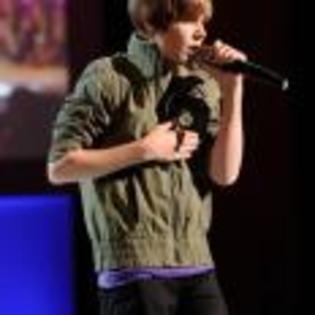 Justin_Bieber_1274649162_1