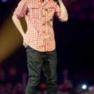 Justin_Bieber_1274649214_4