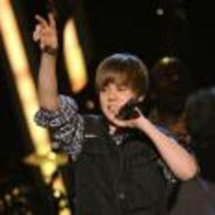 Justin_Bieber_1274649256_0