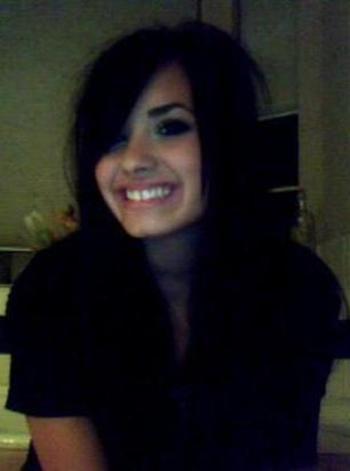 auxd29 - Demi Lovato rare