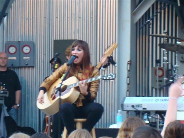 DSC02976 - Demi Lovato live in concert