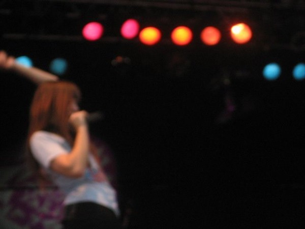 grtad% - Demi Lovato live in concert