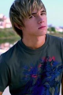 Jesse_McCartney_1252683205_4