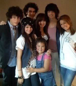 jonaslovatoselena - Demi Lovato and Dallas Lovato