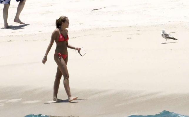 normal_021 - Appearances And Events Candids 2010 On the Beach in Mexico May 24 2010