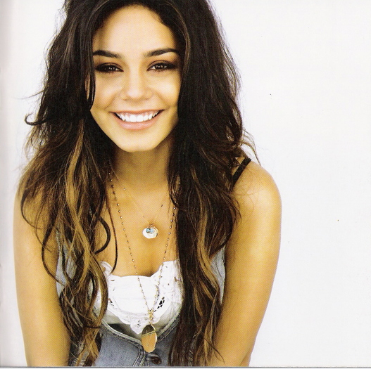 82118-vanessa_hudgens - vanessa hudgens