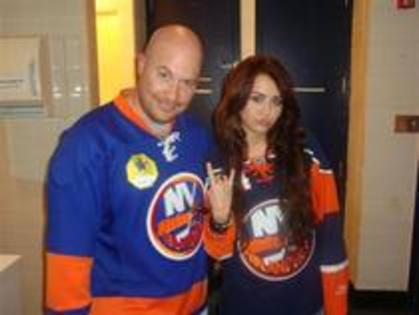  - 0 Poze Diferite Cu Miley And Hannah Montana