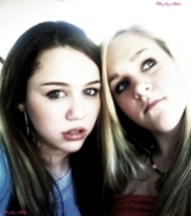  - 0 Poze Diferite Cu Miley And Hannah Montana